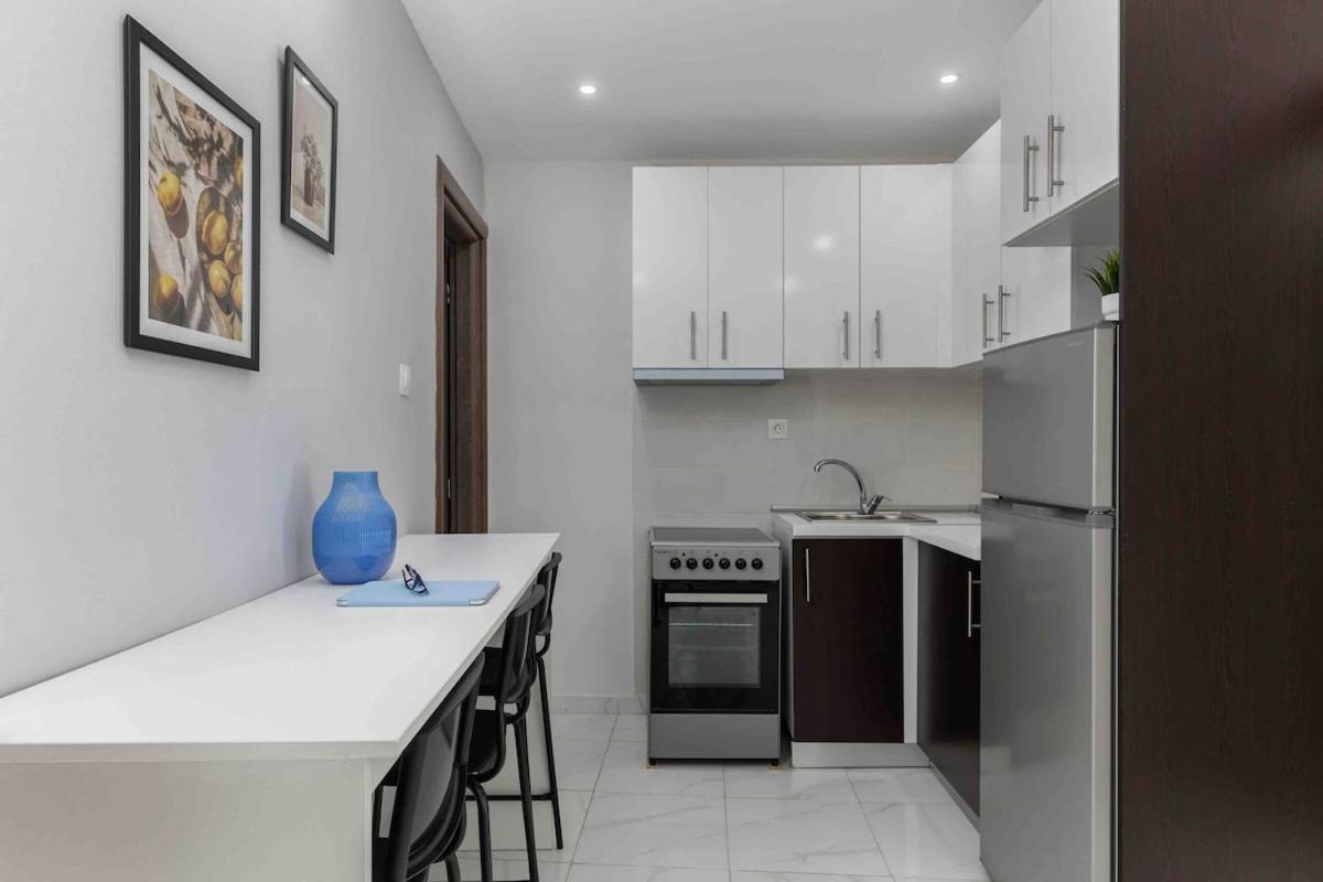 Stylish Apartment In City Center سالونيك المظهر الخارجي الصورة